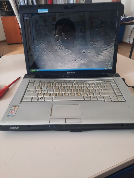 Продам ноутбук Toshiba . ОБМЕН НЕ ПРЕДЛАГАТЬ