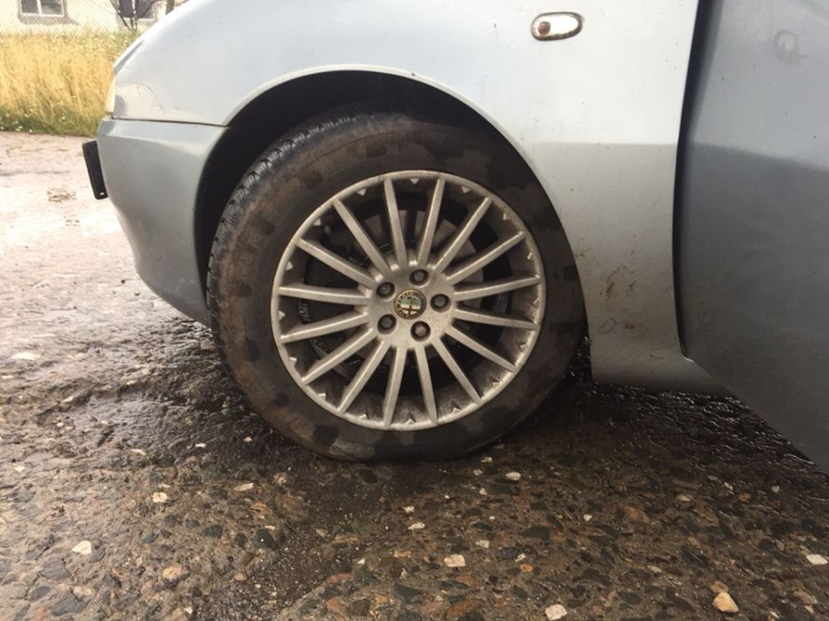 Алфа 147 1.6 105 коня 2004 година на части