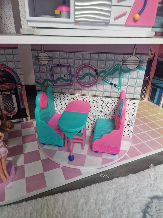 Casuta lol cu tot cu papusi