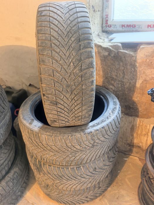 Зимни гуми Semperit 225 45 17