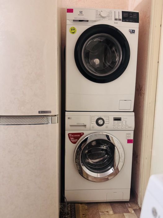 Продается двухкамерные холодильники LG Samsung