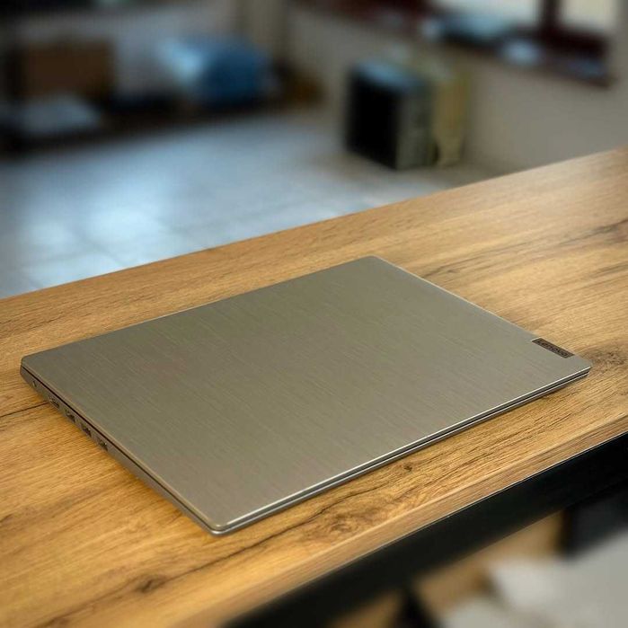 Ноутбук Lenovo / Core i5x10 / в отличном состоянии