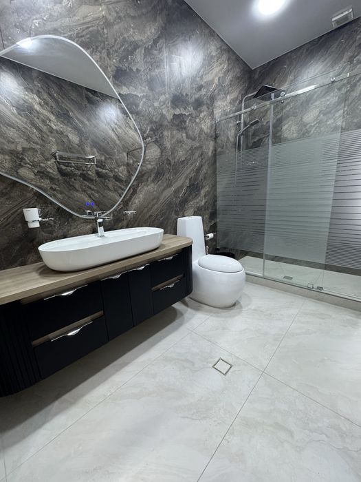 Продаётся Hi-Tech Новый дом.