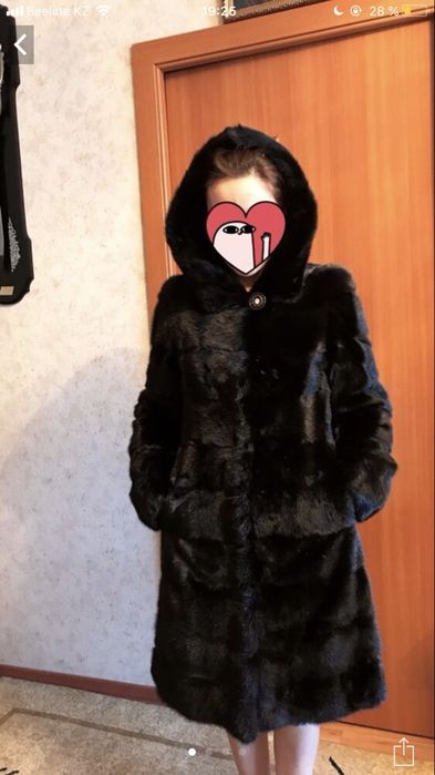 Продам норковую шубу . Цена 130000