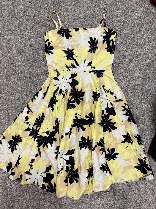 Продаю одежду, размер Xs/34(некоторые 36) по символической цене