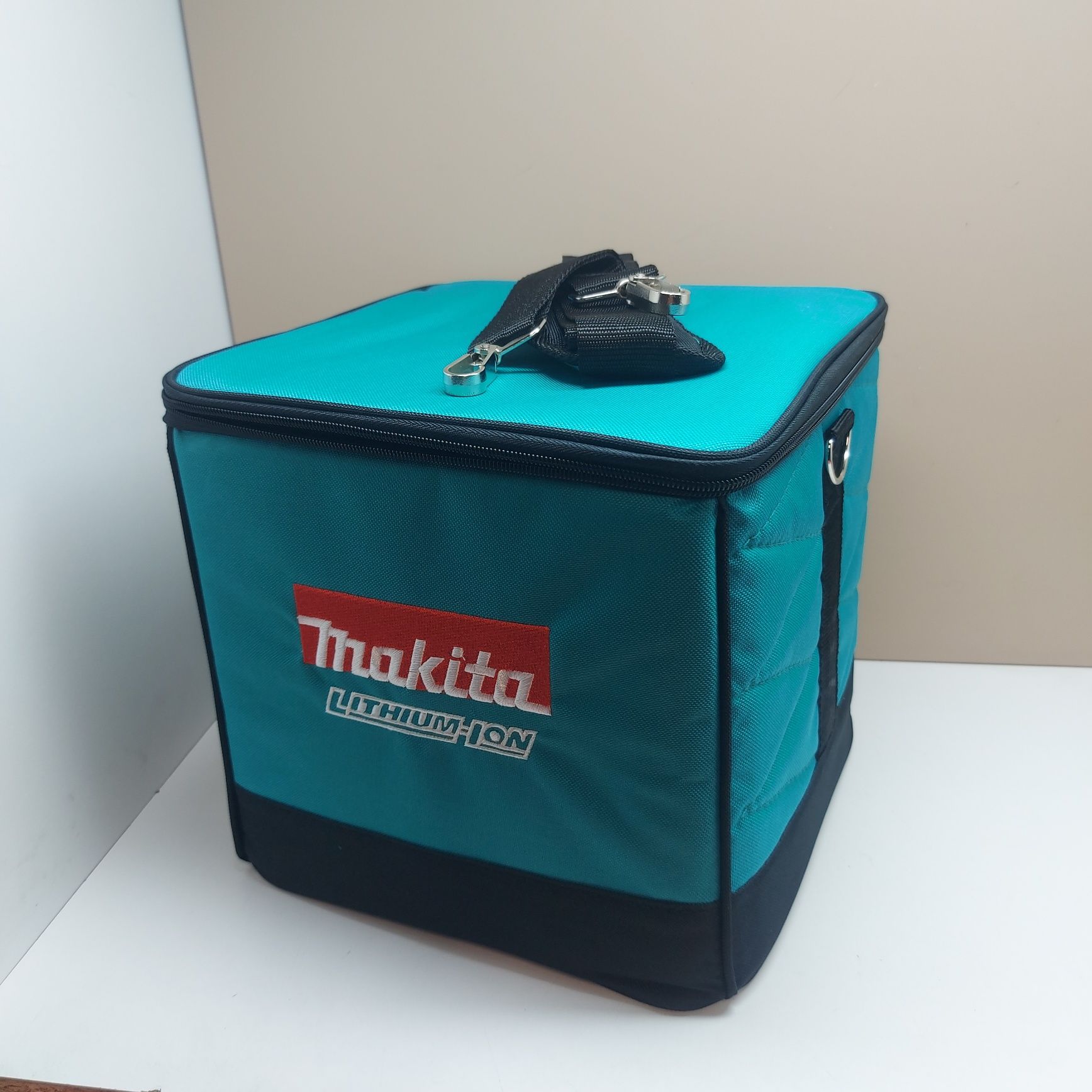 Чанта за инструменти MAKITA 831274-0