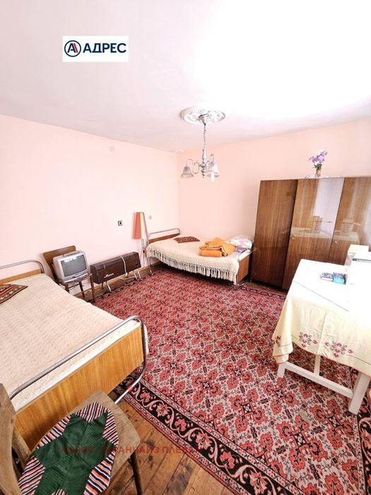 Продава се Къща в с. Долни Луковит, Област Плевен - 120 кв.м за 213 €/кв.м - Снимка #9