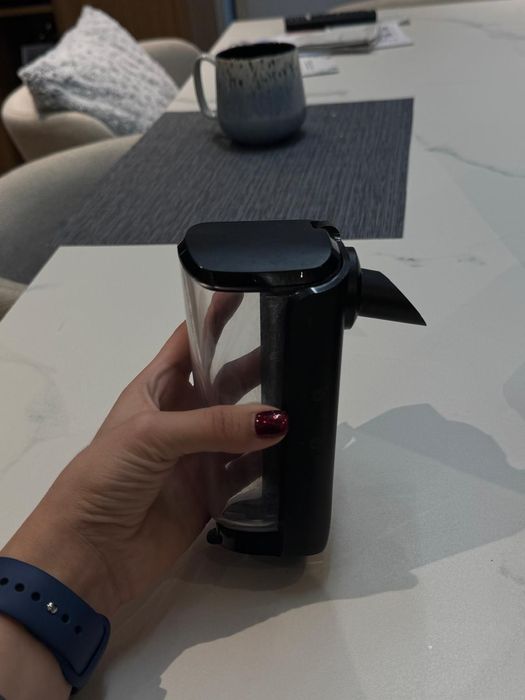 Автоматична кафемашина Philips Series 2300 LatteGo EP2334/10