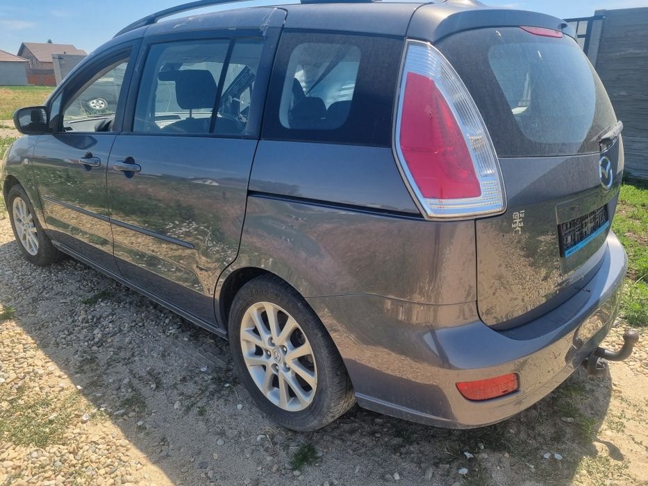 Dezmembrez Mazda 5 2.0 diesel 2010
