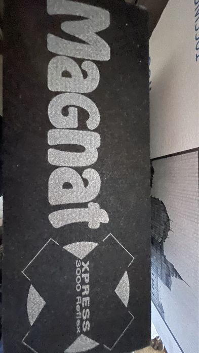 Subwoofer Magnat Xpress 3000 + statie 800 watt