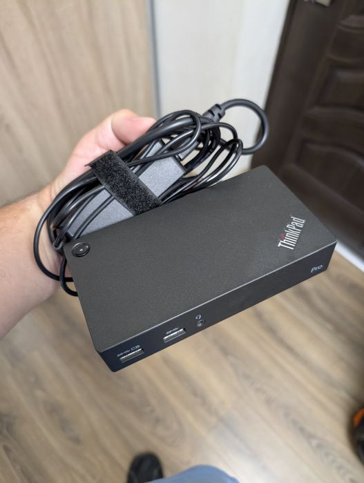 Docking Lenovo Pro DK1522
