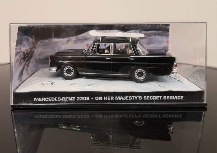 Mercedes-Benz 220S - ON HER MAJESTY'S SECRET SERVICE 1:43 Eaglemoss