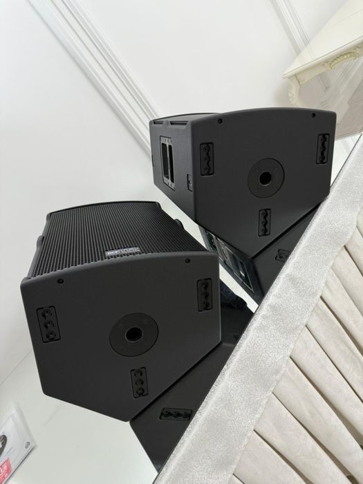 Vand Rcf TT 25 mk2