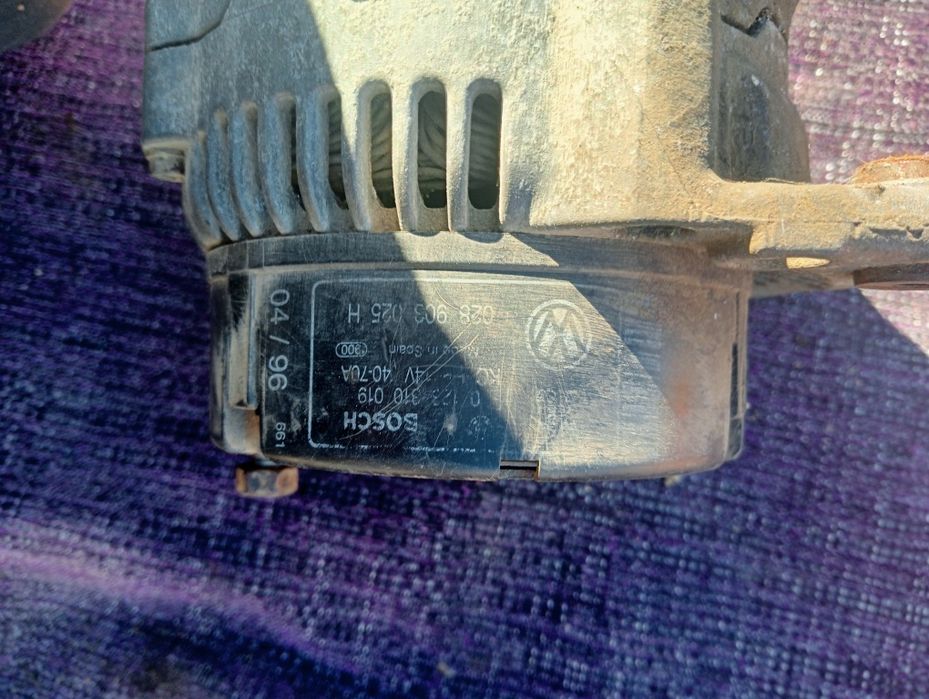 Vând mai multe piese Volkswagen