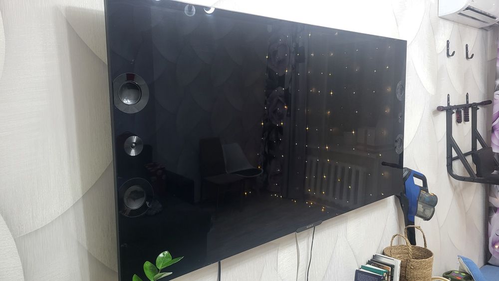 Телевизор Sony  165 см диагональ . 65 дюймов