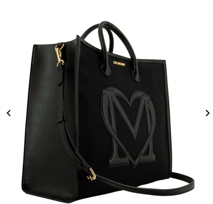 Нова чанта Love Moschino