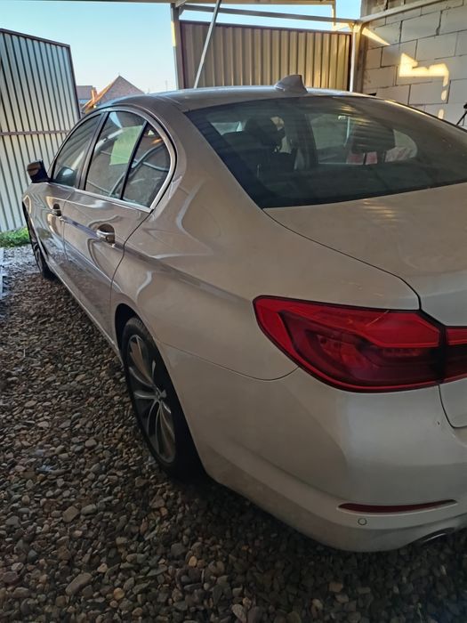Vînd bmv 530 D XDRIVE