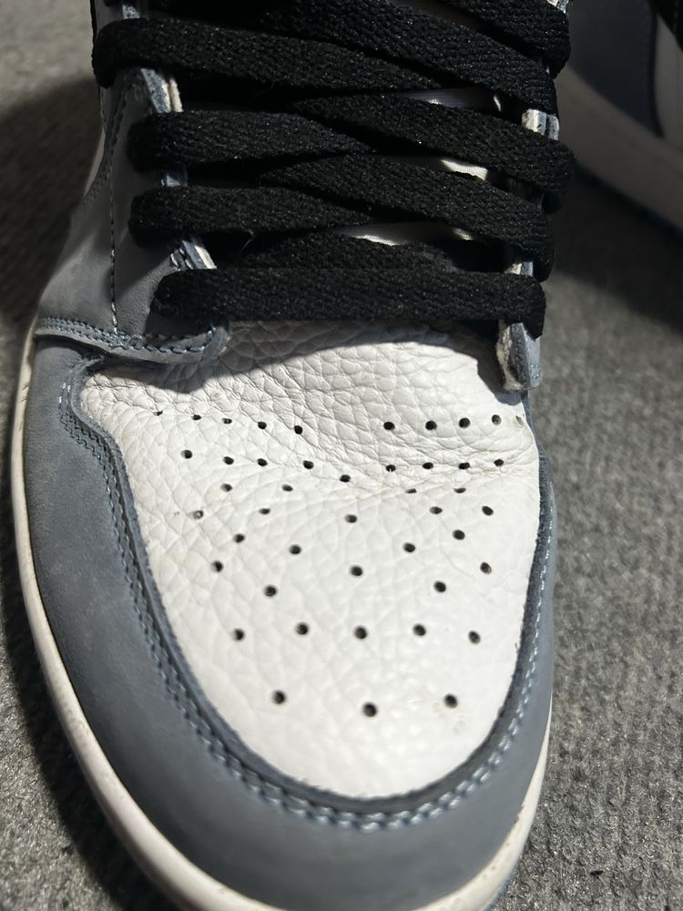 Air Jordan 1 Retro High OG University Blue