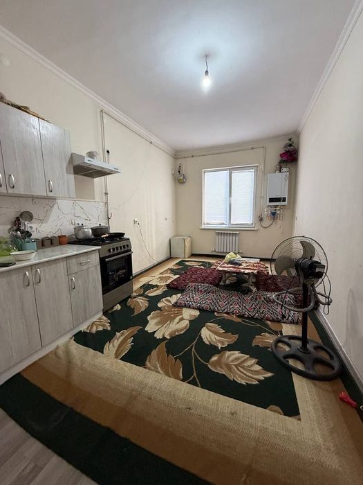 Евро ремонтли 1  хонали уй сотилади ҚОРАСУВ