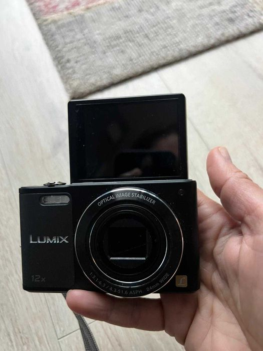 Panasonic Lumix SZ10, compact wifi, wide