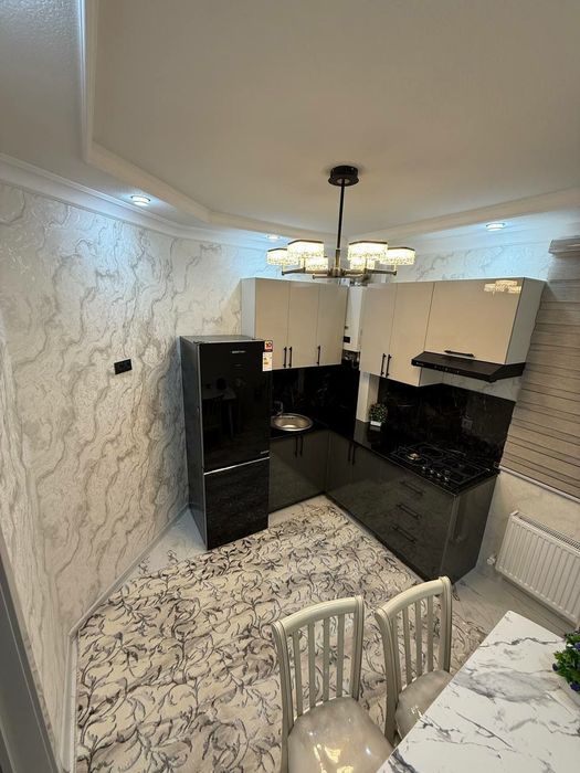 Срочно сдаётся 2х комнатная люкс квартира на Вокзале!