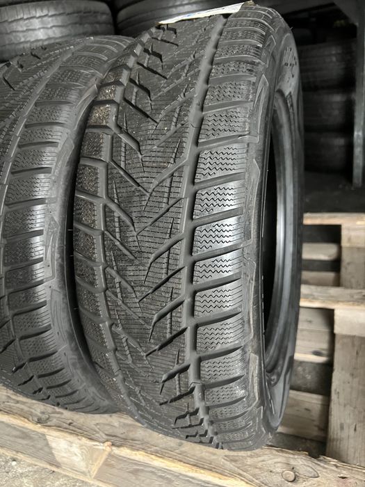 2 anvelope de iarna noi 215/60/16 Vredestein!