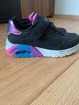 Sketchers fete 30