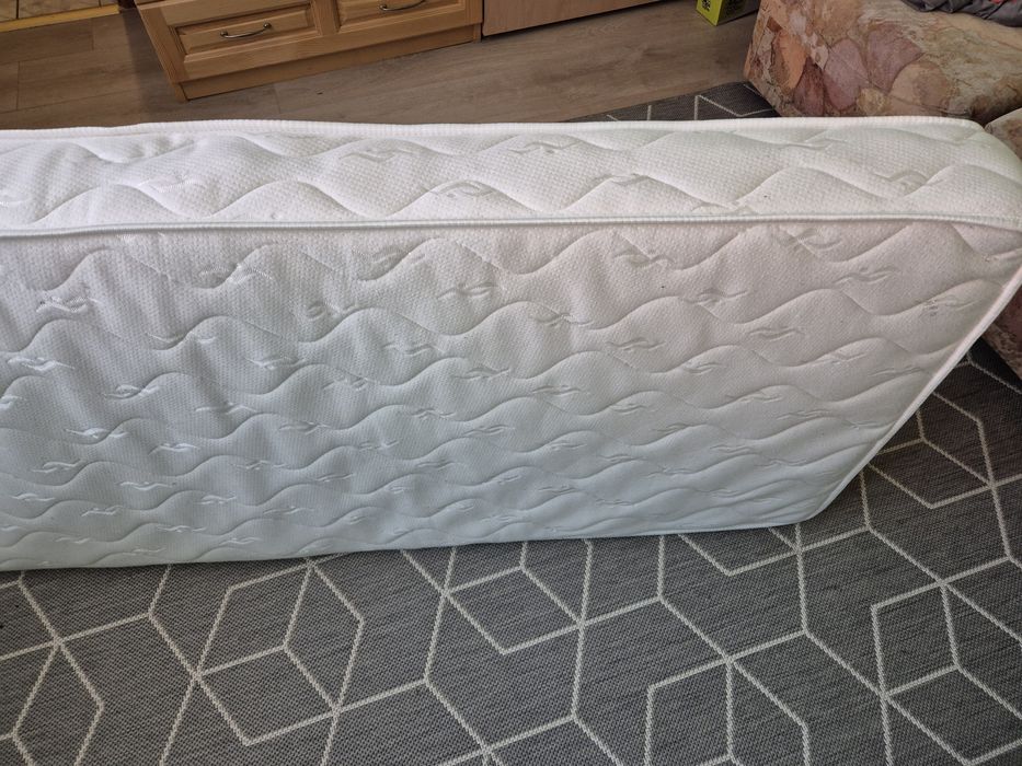 Матрак Лорели юноши