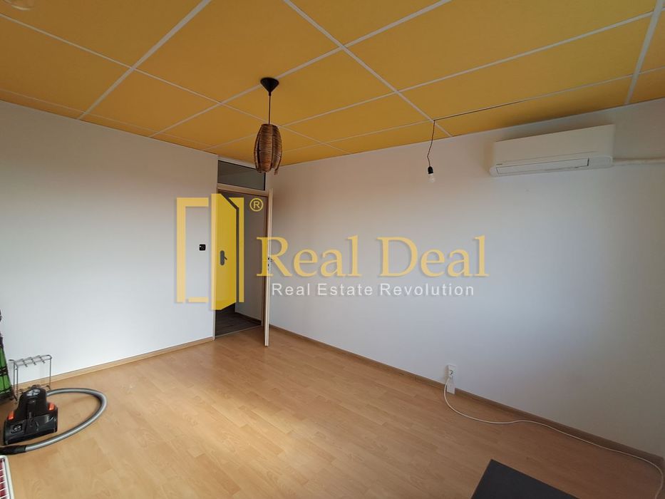 Дава се под наем Тристаен апартамент в София, Левски Г - 92 кв.м за 614 € - Снимка #8