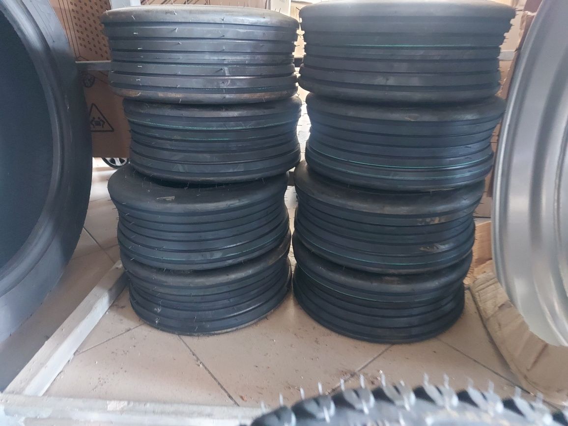 Гуми BKT 205/50-10 за тревни площи