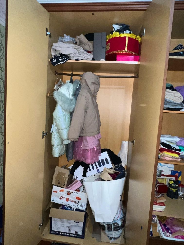 Продам шкаф для одежды