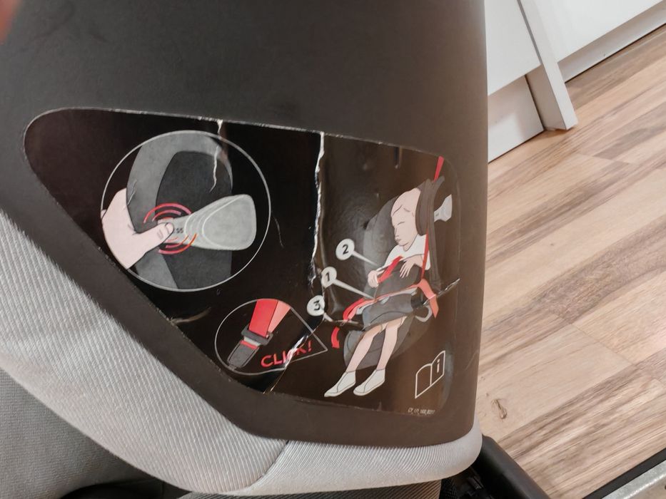 Столче за кола Cybex Juno M fix Gold 9-18кг