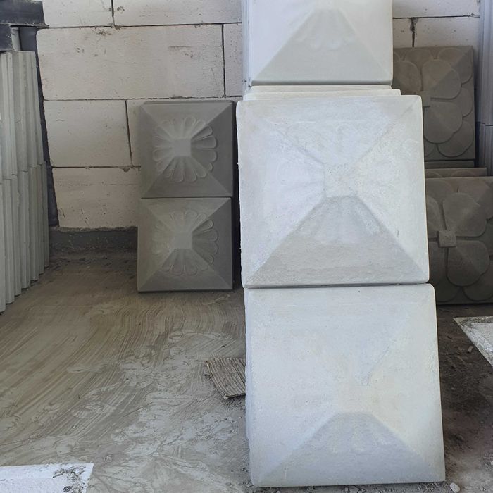 Capace pentru stalpi de gard dimensiuni 25-50cm