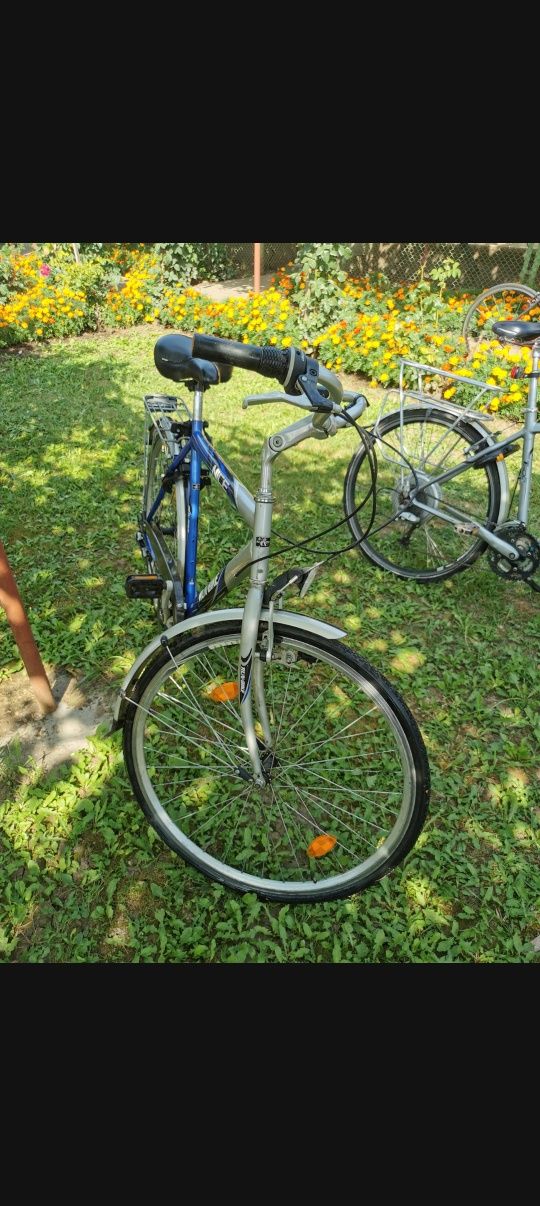 3 biciclete de vanzare