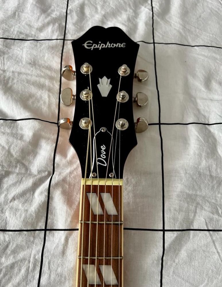 Chitara Epiphone DOVE PRO + Husa