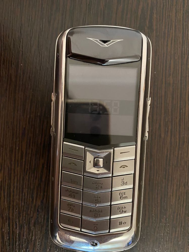 Vertu Constellation