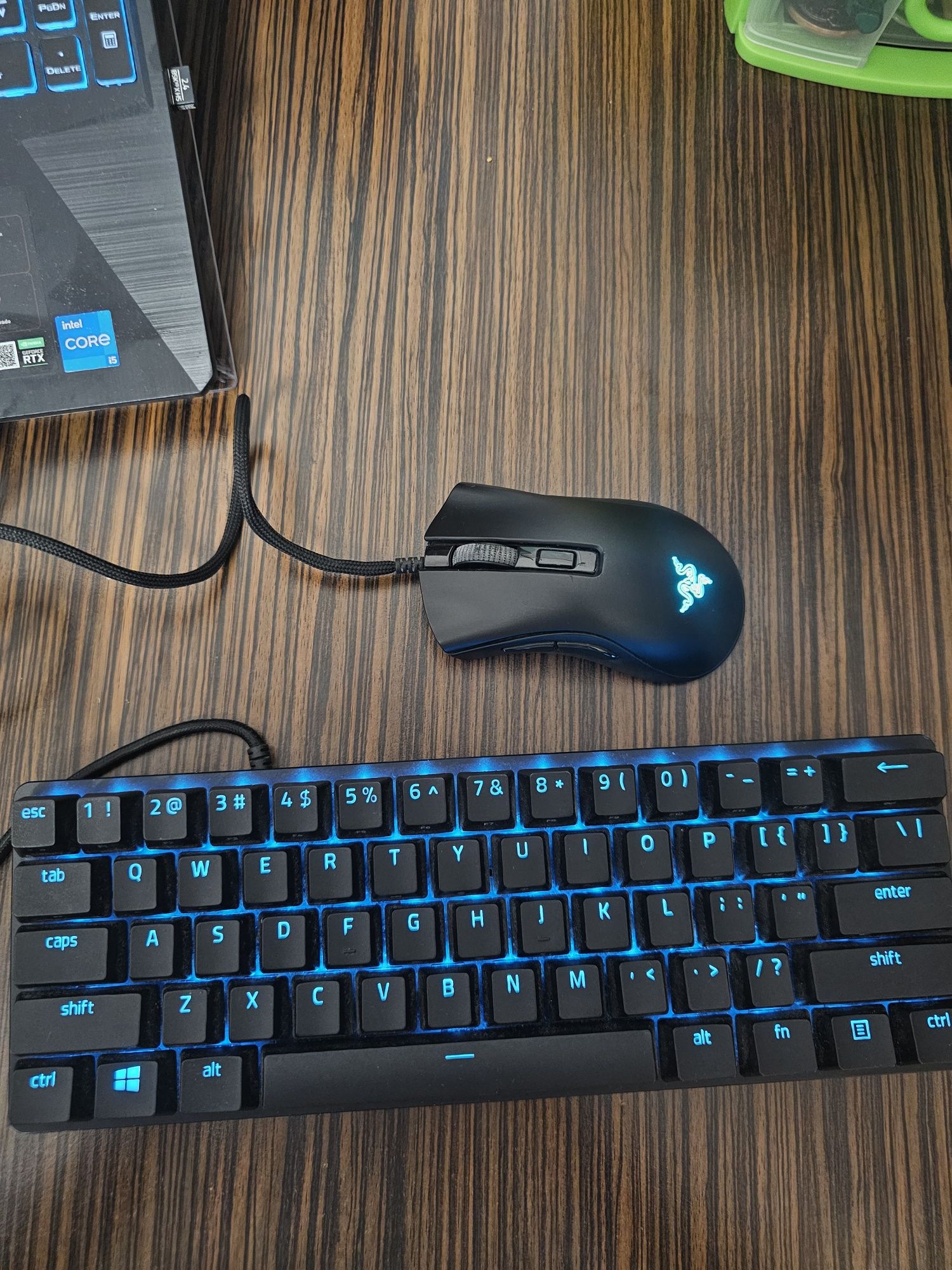 Tastatura gaming mecanica si mouse Razer