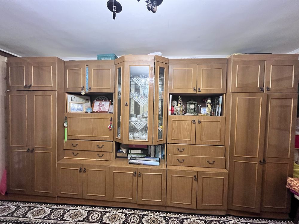 Продам стенку для зала