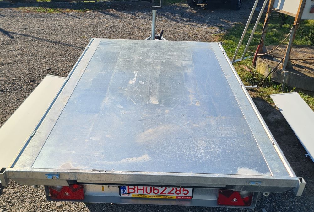 De inchiriat platforma/ trailer/slep si remorca basculabila