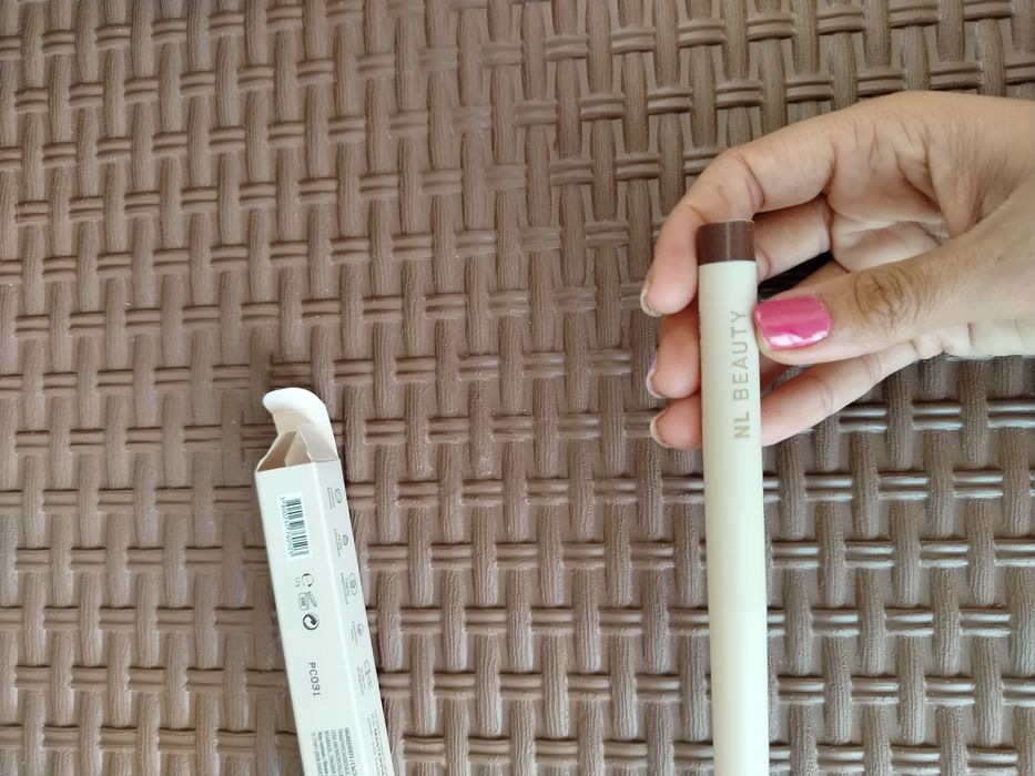 NL BEAUTY Masterpiece Flow Creamy & Highly Pigmented Eheshadow Stick