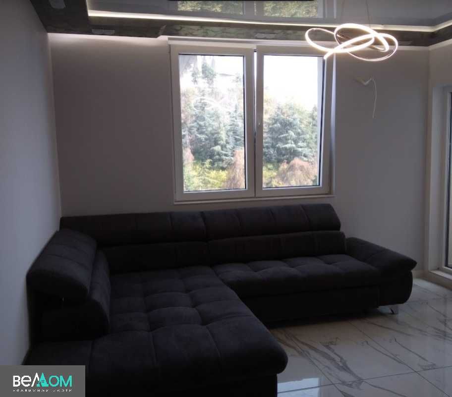 Дава се под наем Тристаен апартамент в Варна, Бриз - 96 кв.м за 1200 € - Снимка #8
