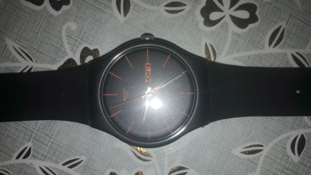 Часы Swatch новые