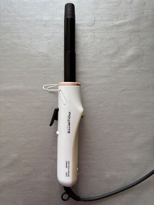 Първокласна самонавиваща Маша за коса ROWENTA CURL ACTIV