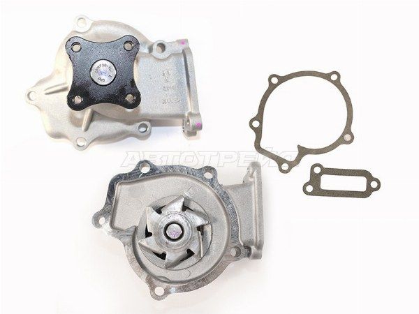 Помпа  Nissan Ad