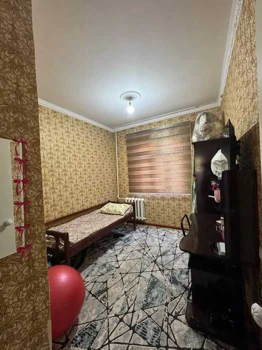 Коракамишда 4-хона 3-этаж арзон нархда