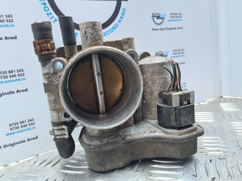 Clapeta acceleratie Opel Vectra C 1.8 benzina 125 cp 92 kw Z18XE