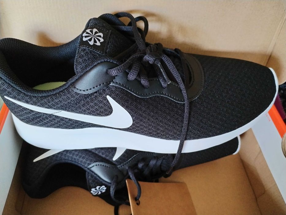 NIKE Спортни маратонки(сникерси)