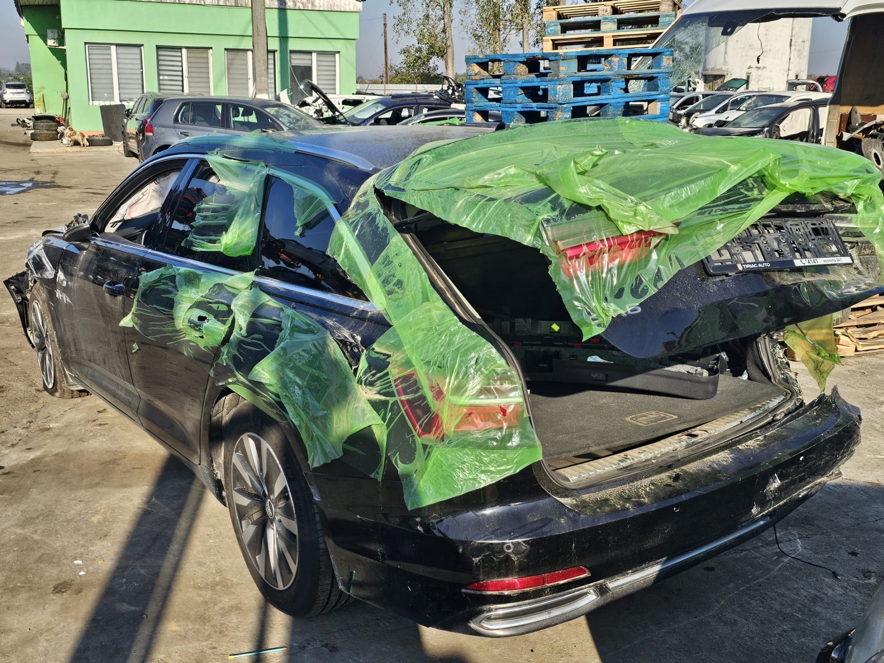 Contra greutate haion 4K9827242 Audi A6 C8 [2018 - 2020] 2.0 DKNA +hy