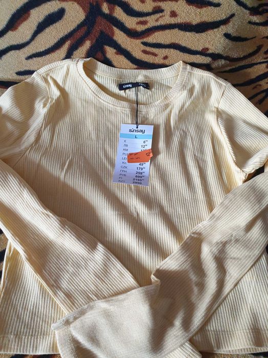 Bluză damă sau fată sinsay ieftină