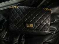 geanta chanel vintage 2009-2010
2.55 leather crossbody bag